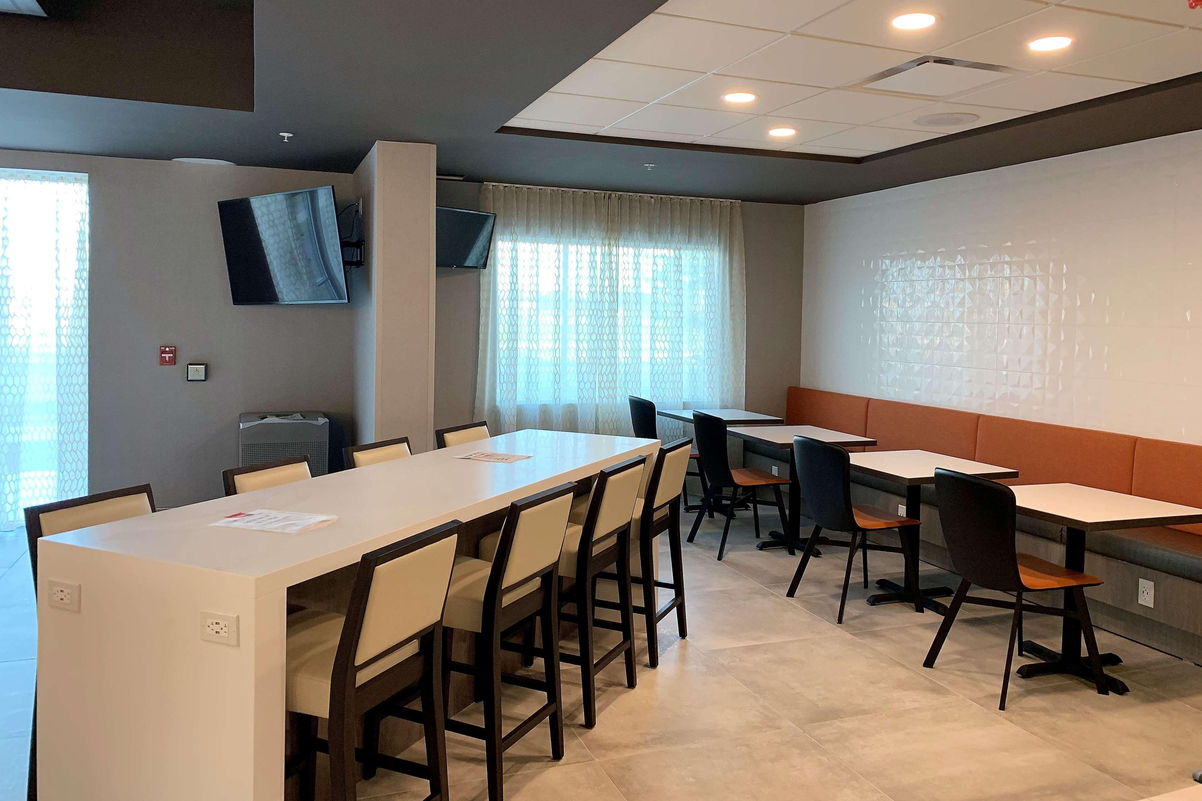 Wingate By Wyndham Kanata West Ottawa Esterno foto